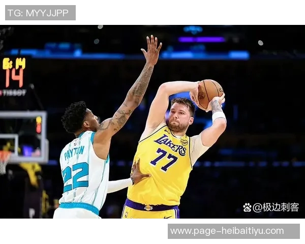 老詹贡献16分8助攻东契奇全场20分湖人成功终结火箭三连胜之路